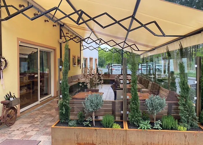 Ferienwohnungen Park Cafe Am Kurpark