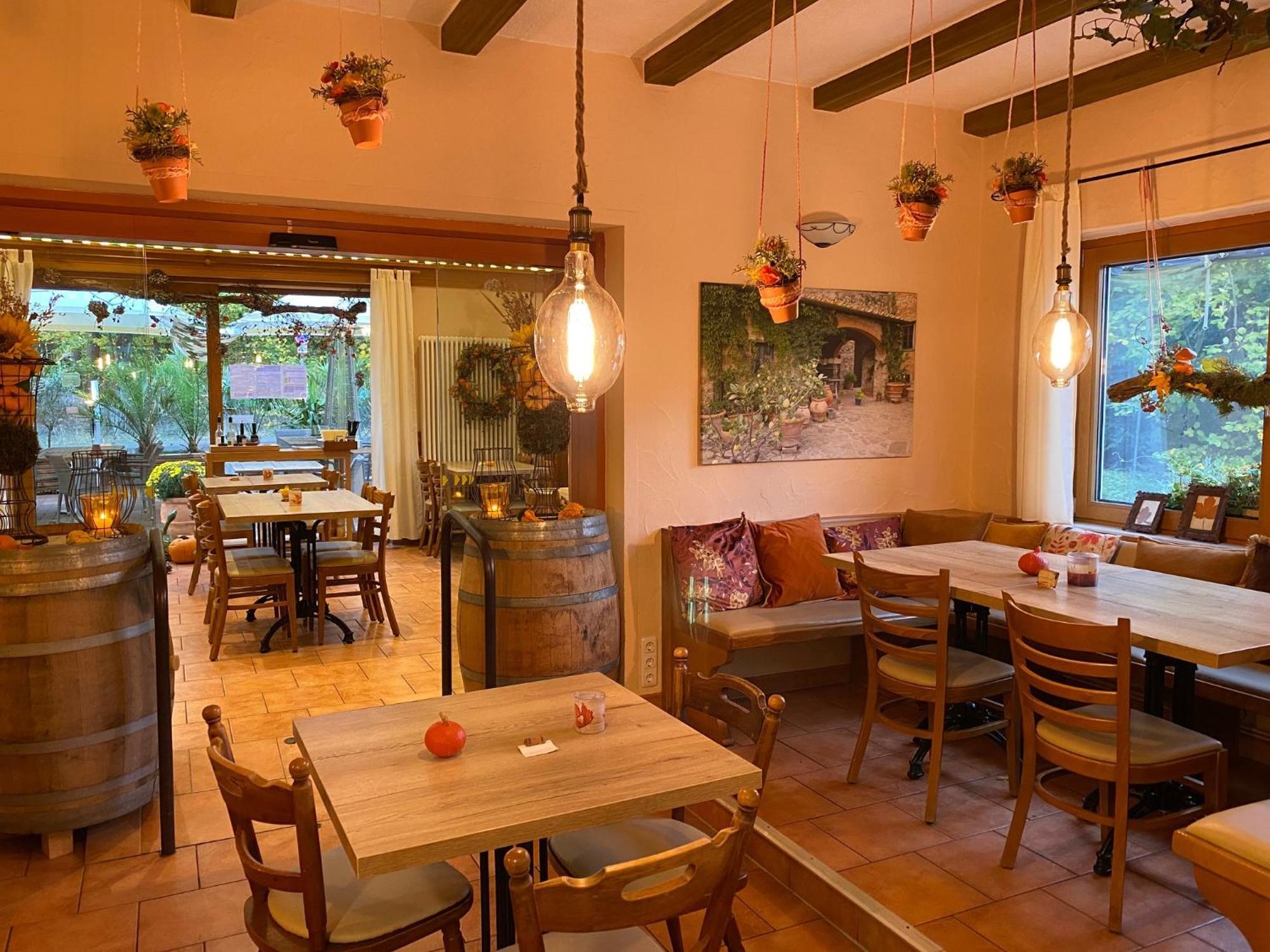 Apartment Park Cafe Am Kurpark *